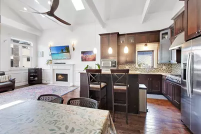 1339 W Walton Street #3, Chicago, IL 60642 - Photo 4