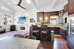 1339 W Walton St, Chicago, IL 60642 - Photo 4