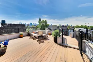 1339 W Walton St, Chicago, IL 60642 - Photo 14