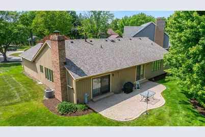 674 Honeysuckle Drive, Naperville, IL 60540 - Photo 2