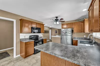 2436 Grey Fox Trail, Bloomington, IL 61705 - Photo 12