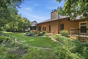 2 Stetson Dr, Bloomington, IL 61701 - Photo 44