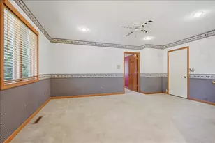 2 Stetson Dr, Bloomington, IL 61701 - Photo 18