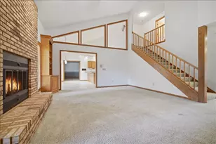 2 Stetson Dr, Bloomington, IL 61701 - Photo 24