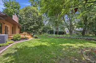 2 Stetson Dr, Bloomington, IL 61701 - Photo 46