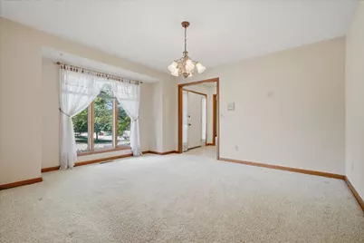 2 Stetson Drive, Bloomington, IL 61701 - Photo 8