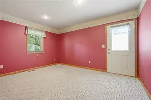 2 Stetson Dr, Bloomington, IL 61701 - Photo 20