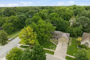 2 Stetson Dr, Bloomington, IL 61701 - Photo 48