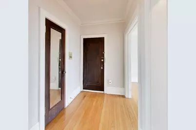 [Address not provided], Oak Park, IL 60302 - Photo 10