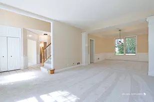 1096 Chesapeake Blvd, Grayslake, IL 60030 - Photo 6