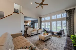 2805 Clara Ave, Aurora, IL 60502 - Photo 8