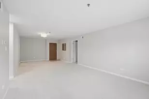 3265 Kirchoff Rd, Rolling Meadows, IL 60008 - Photo 6