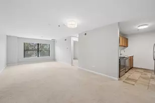 3265 Kirchoff Rd, Rolling Meadows, IL 60008 - Photo 4
