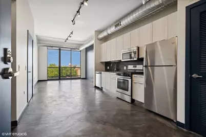1647 N Milwaukee Avenue #403, Chicago, IL 60647 - Photo 2