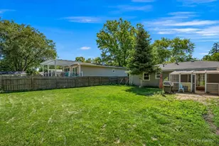 1820 Forrest Blvd, Saint Charles, IL 60174 - Photo 28
