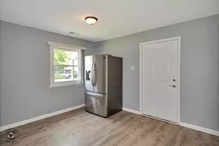 1947 Beacon Blvd, Chicago Heights, IL 60411 - Photo 10