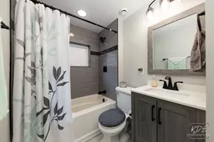 5915 W Roscoe St, Chicago, IL 60634 - Photo 10