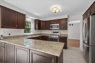 345 W Dempster St, Des Plaines, IL 60016 - Photo 12