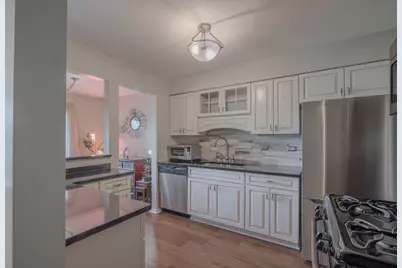 0N021 Windermere Road #402, Winfield, IL 60190 - Photo 6
