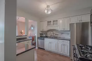 0N021 Windermere Rd, Winfield, IL 60190 - Photo 6