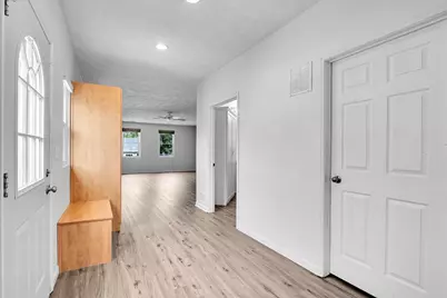 295 N 1st Avenue, Coal City, IL 60416 - Photo 4
