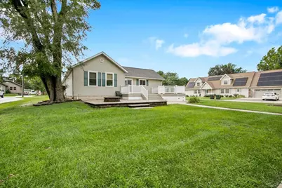 295 N 1st Avenue, Coal City, IL 60416 - Photo 2
