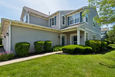 3158 Falling Waters Lane #3158, Lindenhurst, IL 60046 - Photo 1