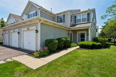3158 Falling Waters Lane #3158, Lindenhurst, IL 60046 - Photo 2