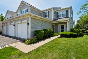 3158 Falling Waters Ln, Lindenhurst, IL 60046 - Photo 2