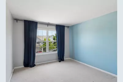 3158 Falling Waters Lane #3158, Lindenhurst, IL 60046 - Photo 8