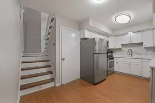 1533 N Arlington Heights Rd, Arlington Heights, IL 60004 - Photo 4