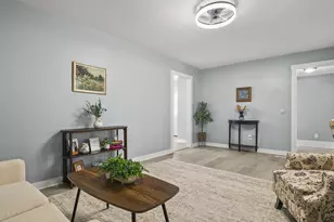29 W Main St, Amboy, IL 61310 - Photo 4