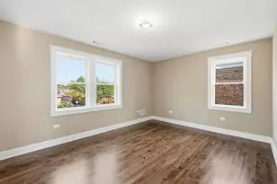 10516 S King Dr, Chicago, IL 60628 - Photo 20