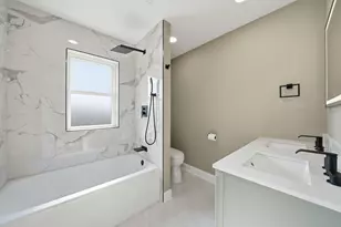 10516 S King Dr, Chicago, IL 60628 - Photo 24