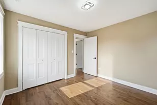 10516 S King Dr, Chicago, IL 60628 - Photo 22