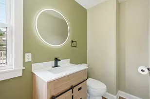 10516 S King Dr, Chicago, IL 60628 - Photo 16