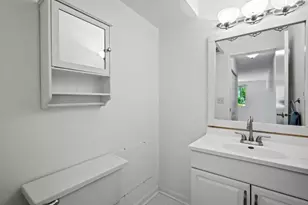 1475 N Winslowe Dr, Palatine, IL 60074 - Photo 16