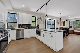 1400 W Flournoy St, Chicago, IL 60607 - Photo 2