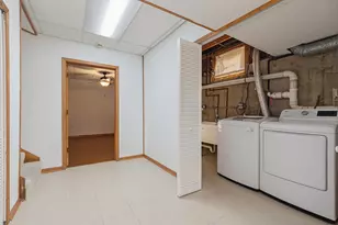 160 Aster Ln, Hoffman Estates, IL 60169 - Photo 44