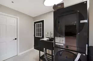 11110 Highland Dr, Naperville, IL 60564 - Photo 24