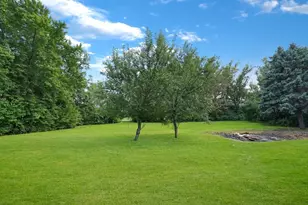 11110 Highland Dr, Naperville, IL 60564 - Photo 26
