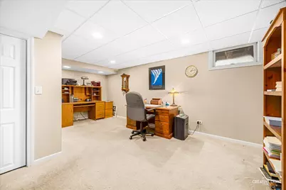 2202 Country Knoll Lane, Elgin, IL 60123 - Photo 24
