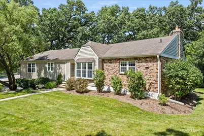 2202 Country Knoll Lane, Elgin, IL 60123 - Photo 2