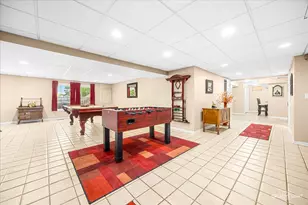 2202 Country Knoll Ln, Elgin, IL 60123 - Photo 22