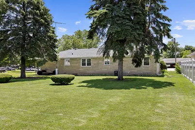 2225 W Arden Place, Joliet, IL 60435 - Photo 36
