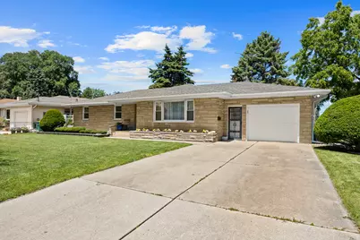 2225 W Arden Place, Joliet, IL 60435 - Photo 2