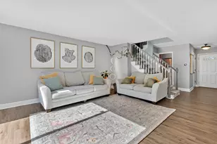 1650 Castbourne Ct, Wheaton, IL 60189 - Photo 10