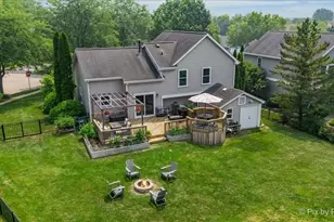 1756 Somerfield Ln, Crystal Lake, IL 60014 - Photo 32