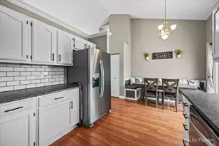 1756 Somerfield Ln, Crystal Lake, IL 60014 - Photo 10
