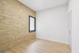 2111 W Augusta Blvd, Chicago, IL 60622 - Photo 10